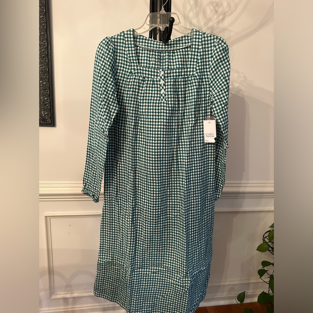 NWT Croft and Barrow sleep wear Size XS Petite